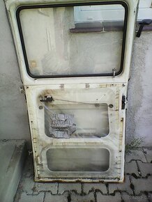 VW T3 Doka - pravé zadní dveře - 3