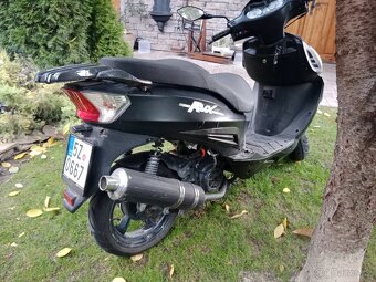 SKÚTR 125ccm - 3