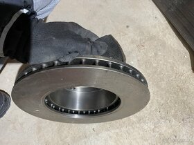 Bmw e24 635 brzdový kotouč nový - 3