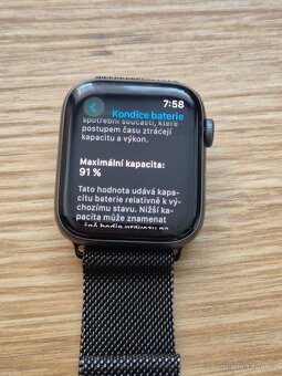 Apple Watch 4 44mm kapacita baterie 91% - 3