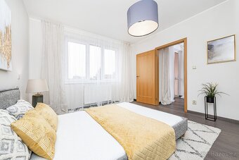 Atypický mezonetový 3+kk s výhledem, 62 m2, Hostivice - 3