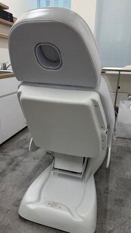 Kosmetické elektrické lehátko - 3