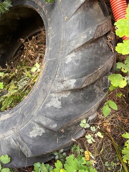 Pneu 16,9-30 Mitas Zetor - 3