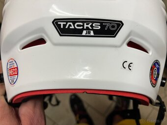 Hokejová výzbroj - 3