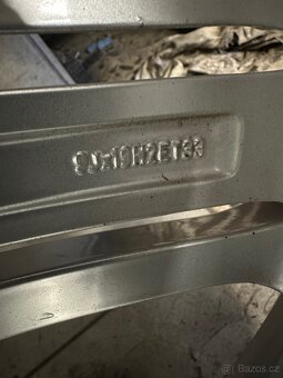 Audi 255.35.19. Zimní pneu - 3