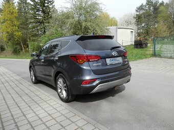Hyundai Santa Fe 2.2CRDi 4x4, AT, Panorama, 1.maj. ČR - 3