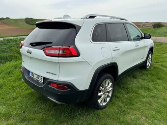 Jeep Cherokee 2.2 CRDi 147 kW 4x4 - TOP STAV - 3