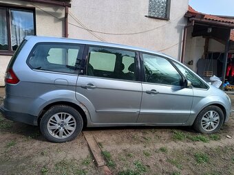 Ford Galaxy - 3
