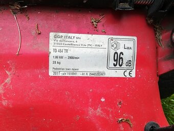 sekačka briggse&stratton s pojezdem - 3