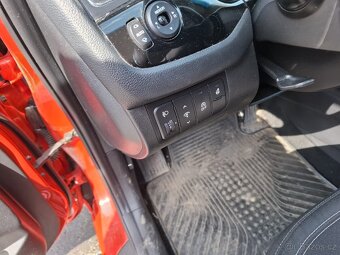 KIA CEED SW 1,6 CRDI 94KW - 3