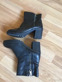 Kozacky kůže 38(i širší nozka) - 3