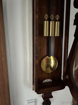 Čtvrťové hodiny Houslovky - 3