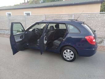 Benzínová Škoda Fabia...1.4 FACELIFT - 3