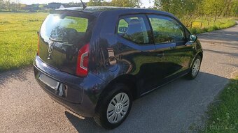 VW Up - 3
