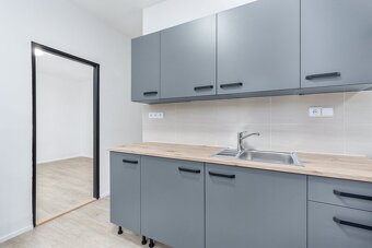 Pronájem bytu 2+1 cca 52,6 m² v ulici Na vrcholu, Praha - Ži - 3