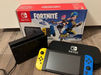 NINTENDO SWITCH Fortnite – 32 GB, Controller, Dock, krabice - 3