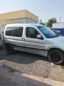 Prodám Peugeot partner 2hdi nafta rok výroby 2004 - 3
