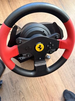 Volant Thrustmaster T150 Ferrari Edition pedály páka - 3