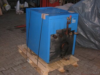 Prodám  kotel na olej 22,7-31,5 Kw - 3