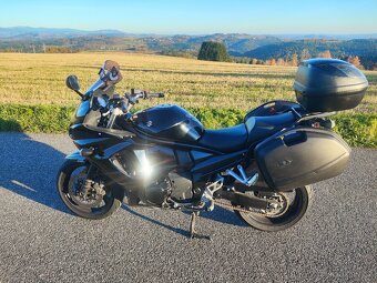 Suzuki GSX 1250 FA - 3