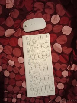 Bluetooth klávesnice a myš - 3
