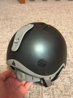 Lyžařská helma - 3