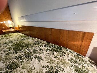 Manželská postel - 3