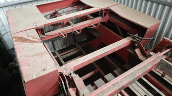 Lis na hranaté balíky Welger Delta 5000 - 3