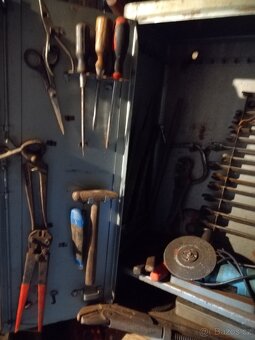 Skříňka s nářadím - 3