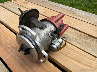 VW Golf , Polo , Jetta 1,3L Rozdělovač - 3