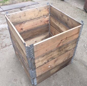 VYVÝŠENÝ ZÁHON ČTVERCOVÝ DŘEVĚNÝ 80 X 80 cm - 3