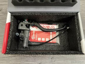BREMBO GP4-RS 108mm Radial Monobloky - 3