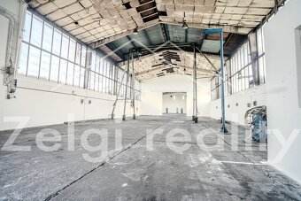 Pronájem haly - 1105m2 - v průmyslovém areálu - Kojetín - M - 3