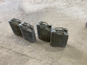 Plechový kanystrů - 3
