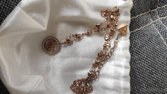 Náhrdelník Guess - 3