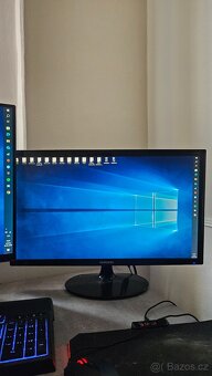 Prodám PC + monitor 24" - 3