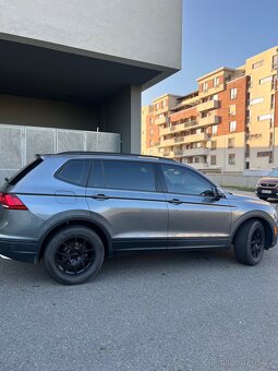 Tiguan Allspace 2.0tsi 4Motion - 3