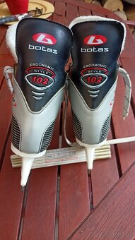 Dětské lední brusle vel.38 Botas Ergonomic Style 102 - 3
