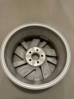 1 ks Volkswagen OE 2G0601025BB aluminum rim 5.5 - 3
