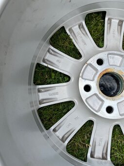 Prodám 3x originální ALU kola Volkswagen Passat 16” - 3