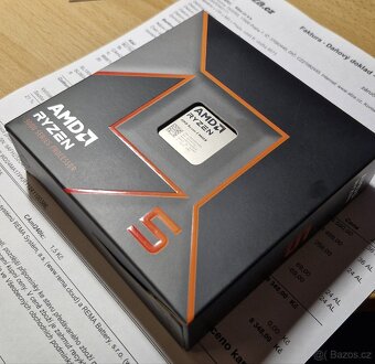 AMD Ryzen 5 9600X - 3