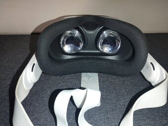 Oculus Meta Quest 3S 128GB brýle pro VR + Hra Batman AS - 3