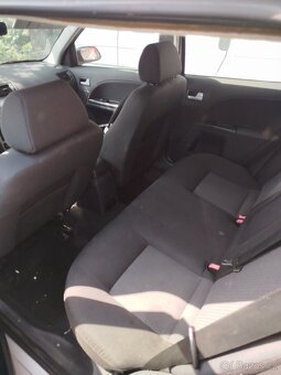 ND i celé Ford Mondeo 2.0 TDCi , rok 2002 , 85 kW - 3