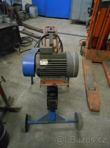 Pila na kov ZSE PRAHA - 3