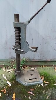 Stojan k vrtačce - 3