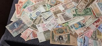 HODNĚ BANKOVEK PO SBĚRATELI 210Ks - 3