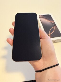 Apple iPhone 16 Pro (128GB) Desert Titanium + kryty + skla - 3