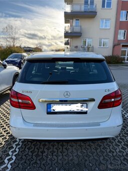 Mercedes-Benz B-180, 2012 - 3