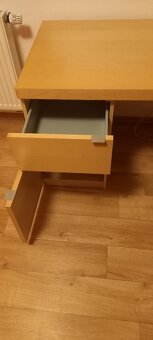 Stůl IKEA MALM - 3