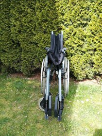 Invalidní vozík mechanický - 3